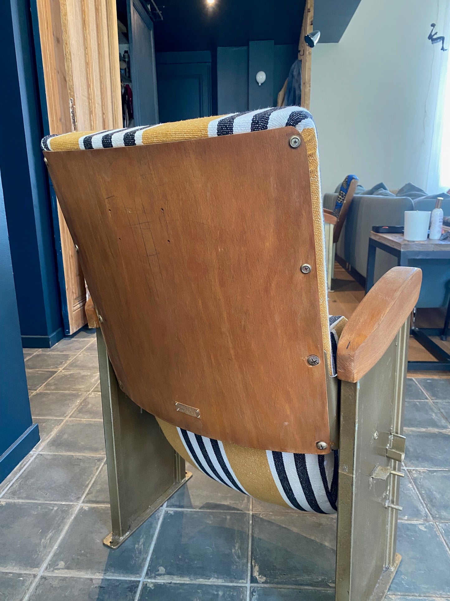 JULES : Fauteuil Cinéma Vintage - Charme Authentique