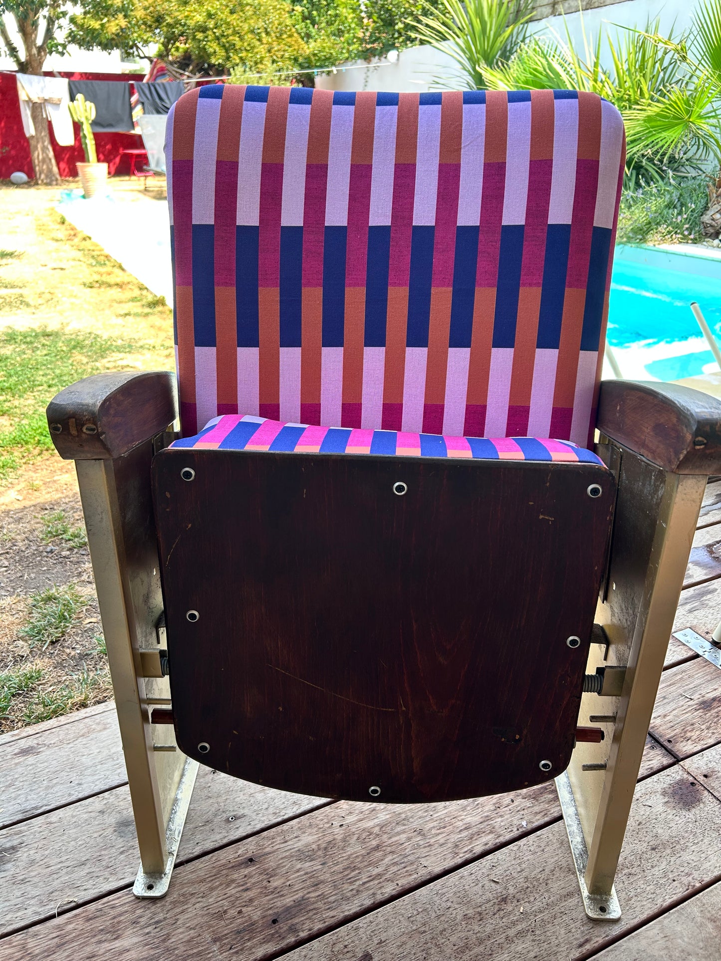 Gaston : Fauteuil Vintage –Fauteuil Vintage – Graphique et Haut en Couleur