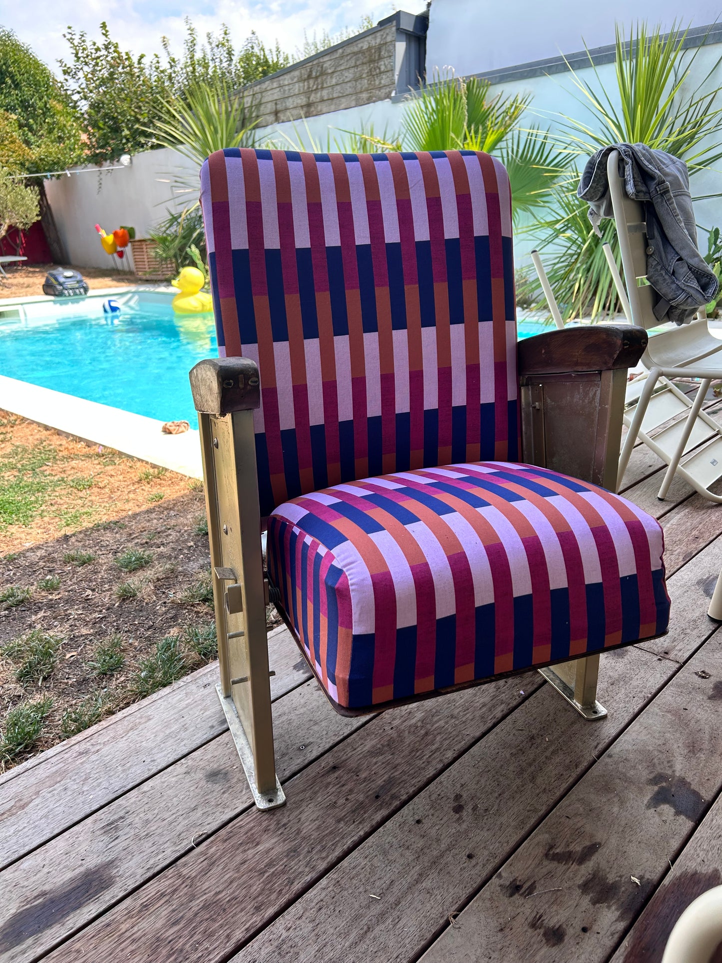 Gaston : Fauteuil Vintage –Fauteuil Vintage – Graphique et Haut en Couleur