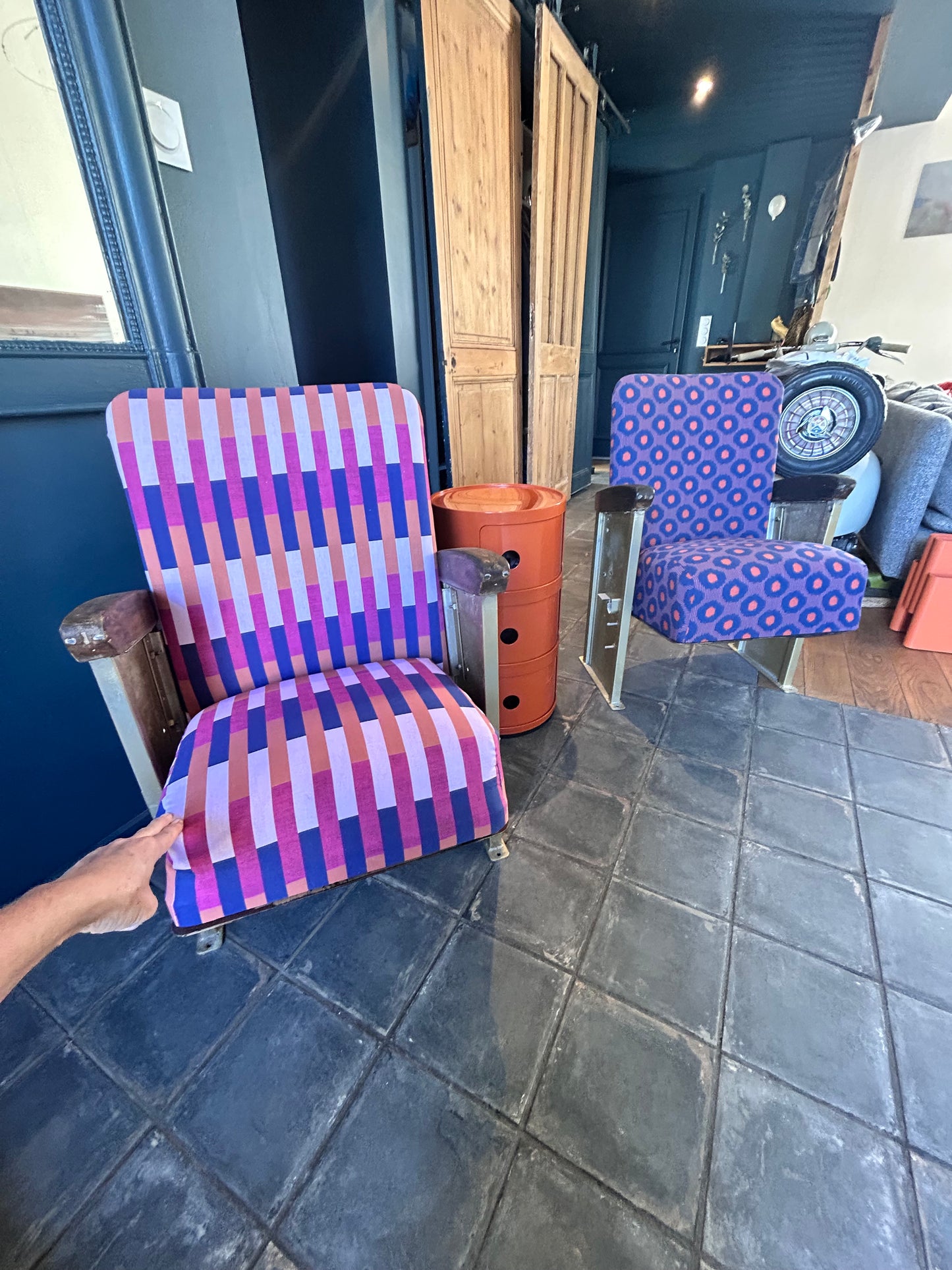 Gaston : Fauteuil Vintage –Fauteuil Vintage – Graphique et Haut en Couleur