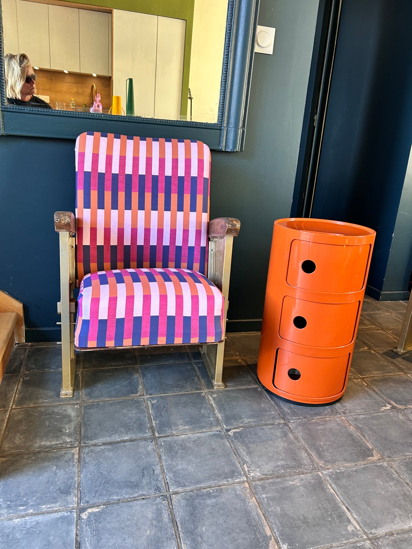 Gaston : Fauteuil Vintage –Fauteuil Vintage – Graphique et Haut en Couleur
